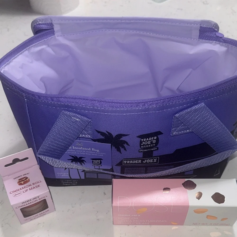 Trader Joe's Bundle - Purple Mini Insulated Lunch Bag with Hand Cream & Lip Mask - Picture 6 of 9